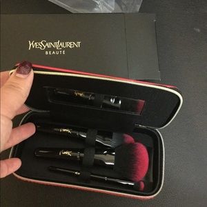 3 NWT YSL MAKEUP BRUSHES in MIRRORED POUCH